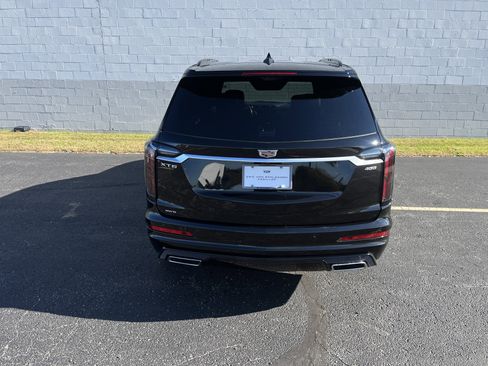 Used 2025 Cadillac XT6 Sport w/ Technology Package image 5