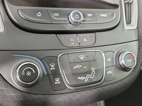 Used 2023 Chevrolet Malibu RS FWD image 27