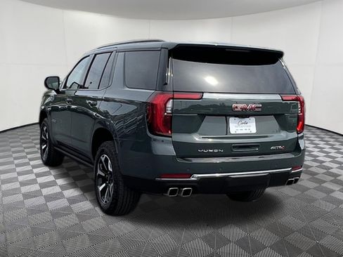 Used 2025 GMC Yukon AT4 w/ AT4 Premium Package AWD/4WD image 4