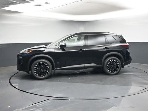 New 2026 Nissan Rogue Dark Armor image 2