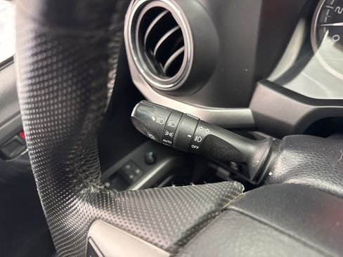 Certified 2021 Toyota Tacoma Limited image 21