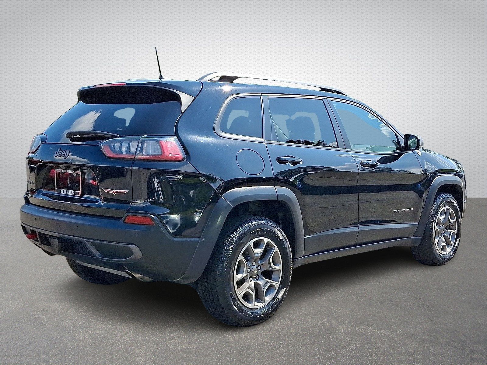 Used 2021 Jeep Cherokee Trailhawk w/ Trailer Tow Group AWD/4WD image 6