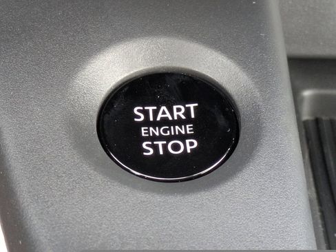 New 2026 Nissan Sentra SL w/ Floor Mat Package FWD image 31