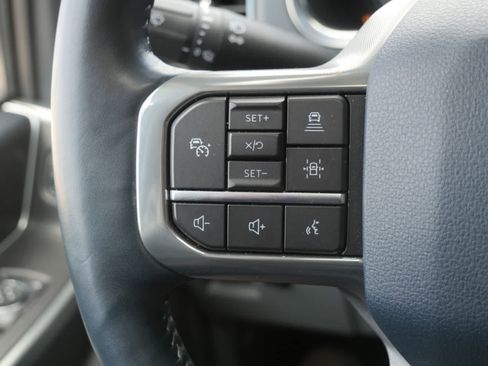 Used 2022 Ford F150 Limited image 17