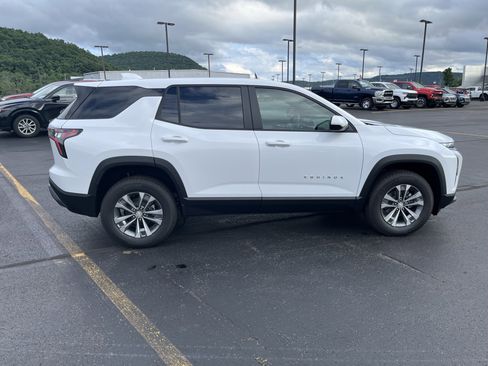 New 2026 Chevrolet Equinox LT image 8