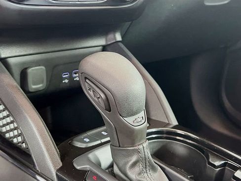 Used 2024 Chevrolet TrailBlazer LS image 17