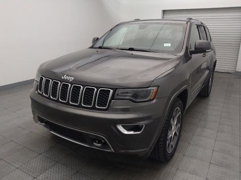 Used 2018 Jeep Grand Cherokee Limited RWD image 15