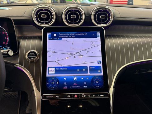 Used 2023 Mercedes-Benz GLC 300 4MATIC image 7