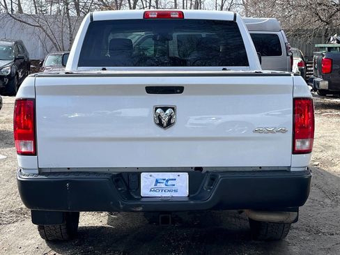 Used 2018 RAM 1500 4x4 Crew Cab image 5