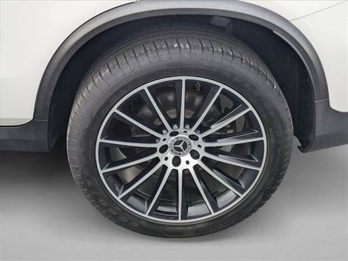 Used 2020 Mercedes-Benz GLC 300 4MATIC Coupe image 24