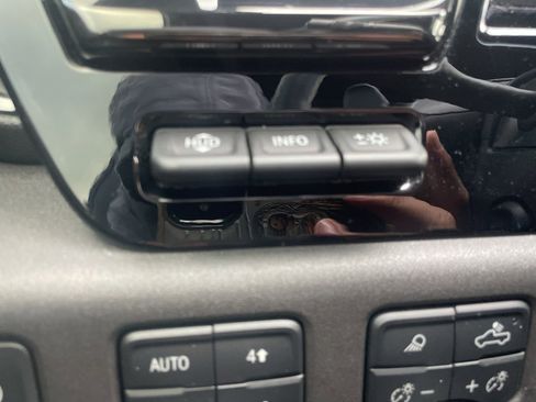 Used 2024 Chevrolet Silverado 1500 ZR2 w/ Technology Package image 25