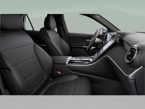 Certified 2025 Mercedes-Benz GLC 300 image 36
