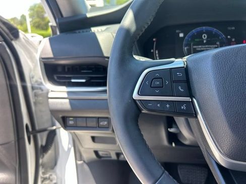 Used 2026 Toyota Grand Highlander AWD image 24