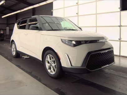 Used 2024 Kia Soul S