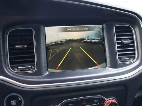 Used 2018 Dodge Charger GT image 19