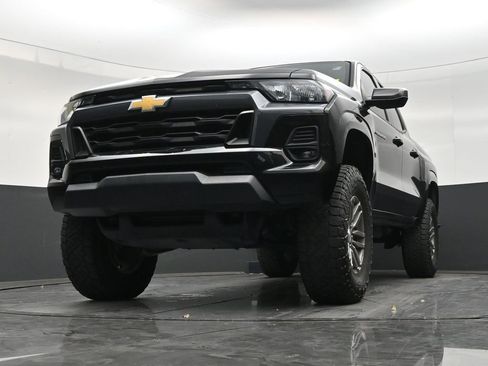 Used 2023 Chevrolet Colorado LT w/ LT Convenience Package II RWD image 27