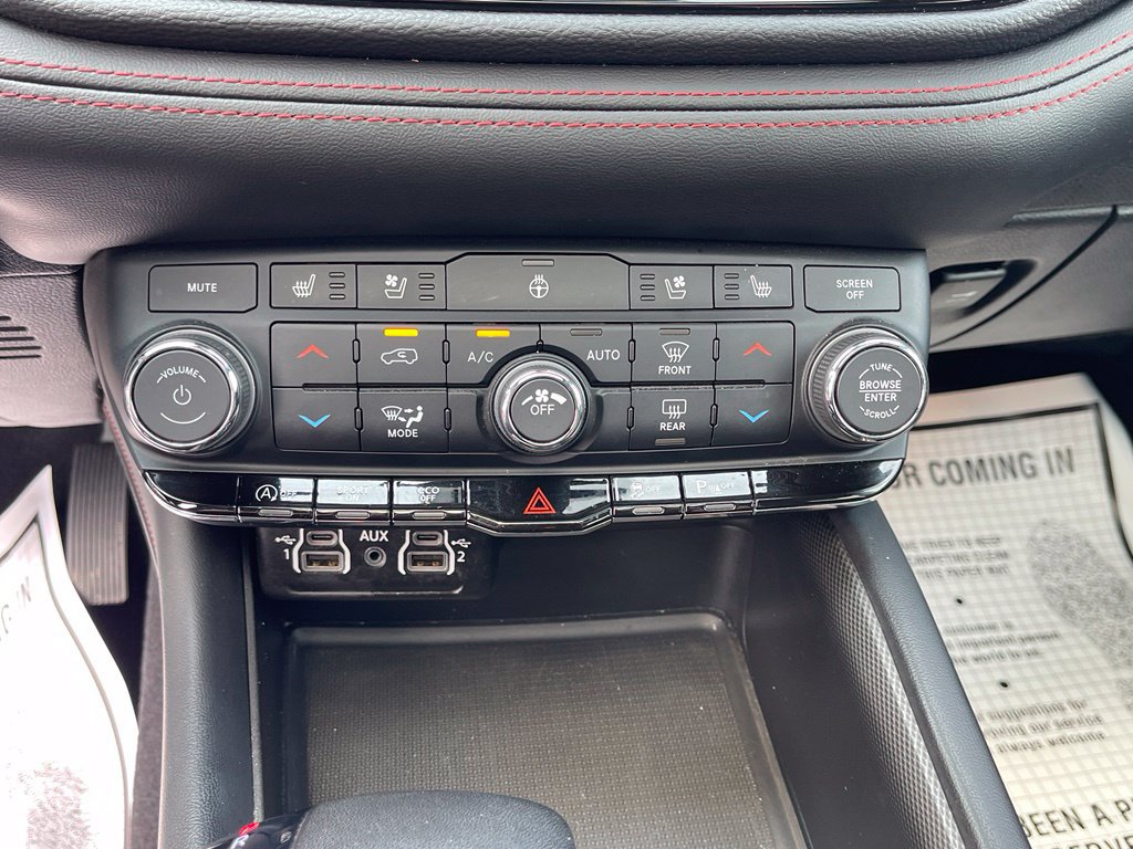 Used 2024 Dodge Durango GT AWD/4WD image 26