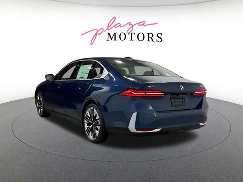 Used 2026 BMW 530i xDrive w/ Premium Package AWD/4WD image 6
