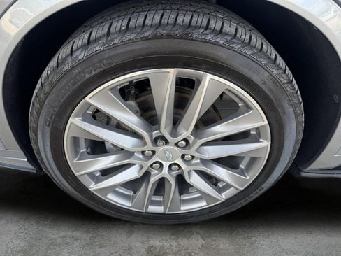 Used 2020 Cadillac XT6 Sport w/ Platinum Package AWD/4WD image 40