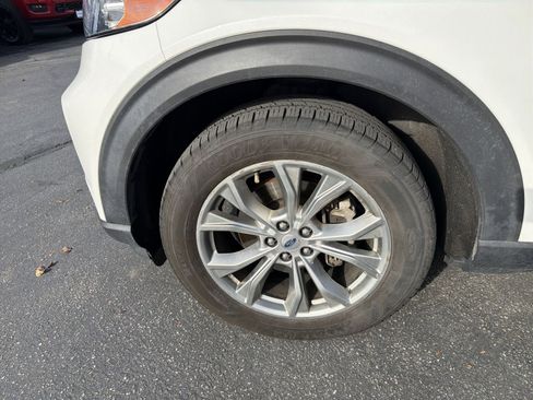 Used 2020 Ford Explorer Limited image 15