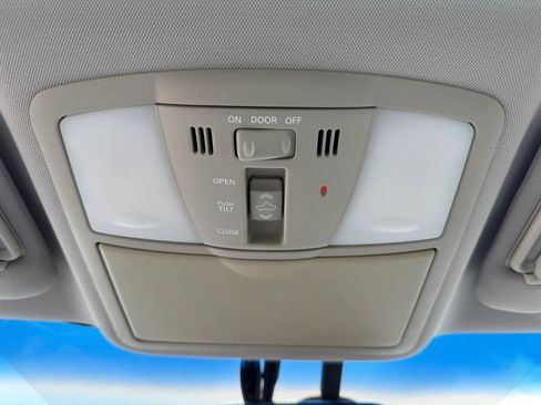 Used 2009 Nissan Murano LE AWD/4WD image 28