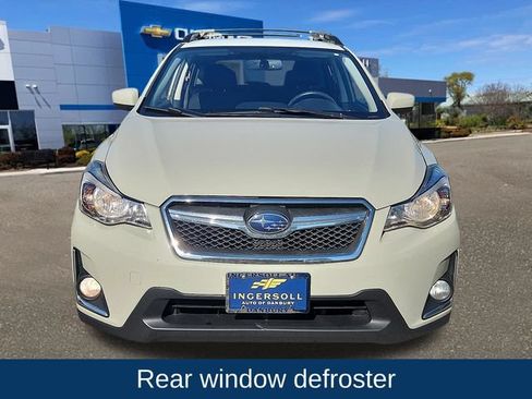 Used 2016 Subaru Crosstrek 2.0i Premium AWD/4WD image 2