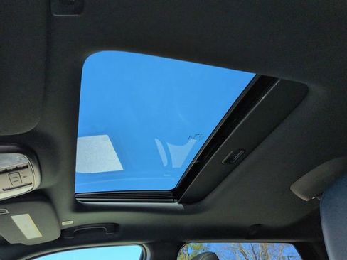 Used 2025 Dodge Durango R/T image 22