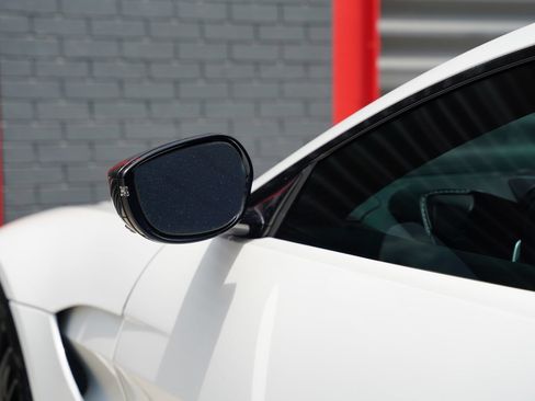Used 2023 Aston Martin V8 Vantage Coupe RWD image 19
