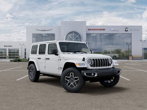 New 2026 Jeep Wrangler Unlimited Sahara AWD/4WD image 34