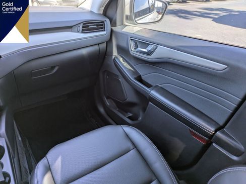 Certified 2022 Ford Escape SEL w/ Technology Package image 21