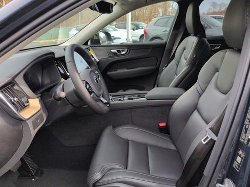 New 2026 Volvo XC60 B5 Ultra w/ Protection Package Premier image 8