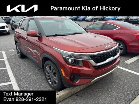 Used 2022 Kia Seltos S FWD image 2