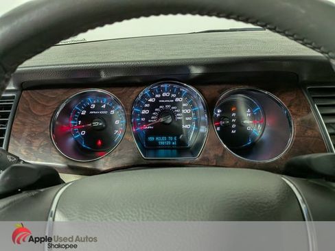 Used 2010 Ford Taurus SEL FWD image 15