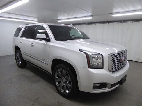 Used 2016 GMC Yukon Denali w/ Open Road Package image 1