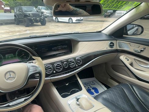 Used 2014 Mercedes-Benz S 550 Sedan w/ Sport Package Plus One image 15