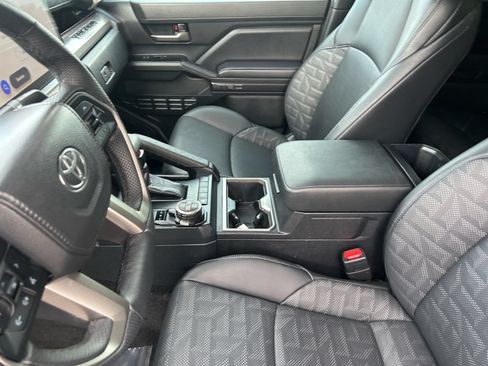 Used 2024 Toyota Tacoma TRD Off-Road w/ TRD Off Road Premium Package AWD/4WD image 20