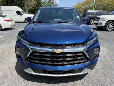 Used 2023 Chevrolet Blazer LT FWD image 2
