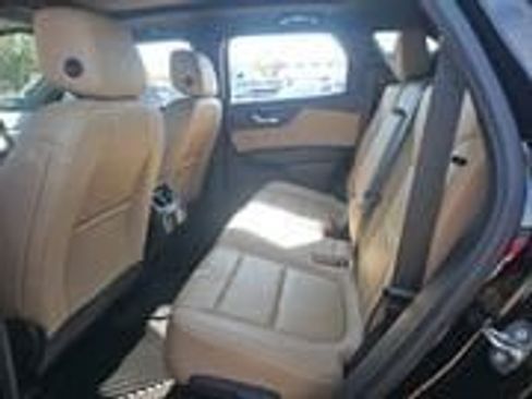 Used 2023 Chevrolet Blazer Premier image 6