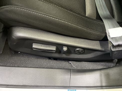 Used 2021 Honda Accord EX image 12