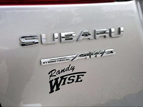 Used 2015 Subaru Outback 2.5i Limited AWD/4WD image 8