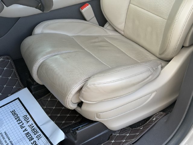 Used 2021 Lincoln Aviator Grand Touring w/ Equipment Group 302A AWD/4WD image 13