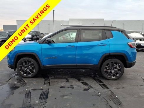 New 2026 Jeep Compass Limited AWD/4WD image 3