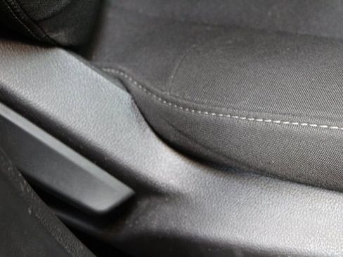 Used 2018 Ford Focus SE image 10