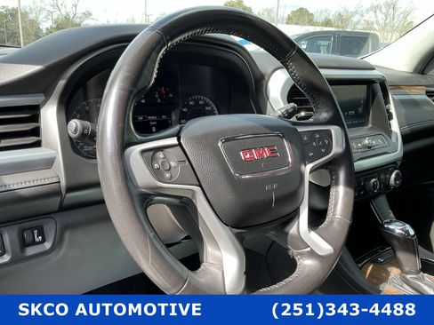 Used 2019 GMC Acadia SLE image 18