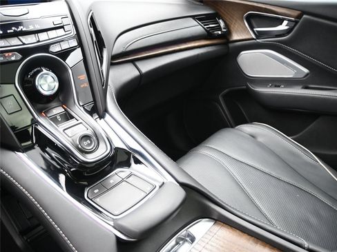 Certified 2023 Acura RDX AWD w/ Advance Package image 4