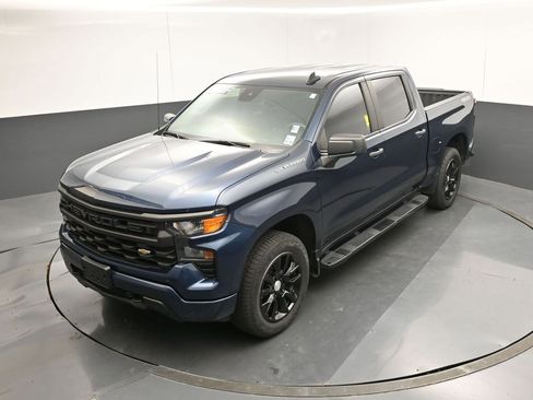 Used 2022 Chevrolet Silverado 1500 Custom image 40