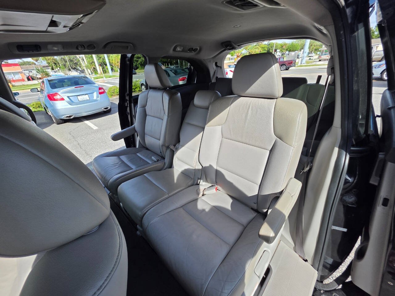 Used 2011 Honda Odyssey EX-L image 11