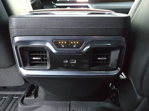 Used 2022 GMC Sierra 1500 Denali Ultimate image 16