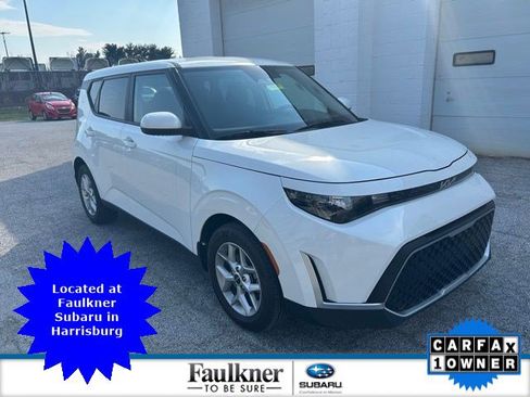 Used 2023 Kia Soul LX w/ LX Technology Package image 1