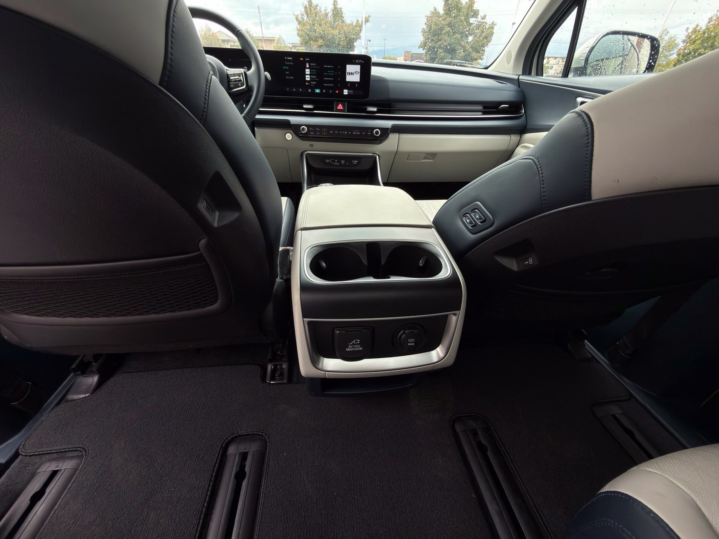 Used 2026 Kia Carnival SX FWD image 33
